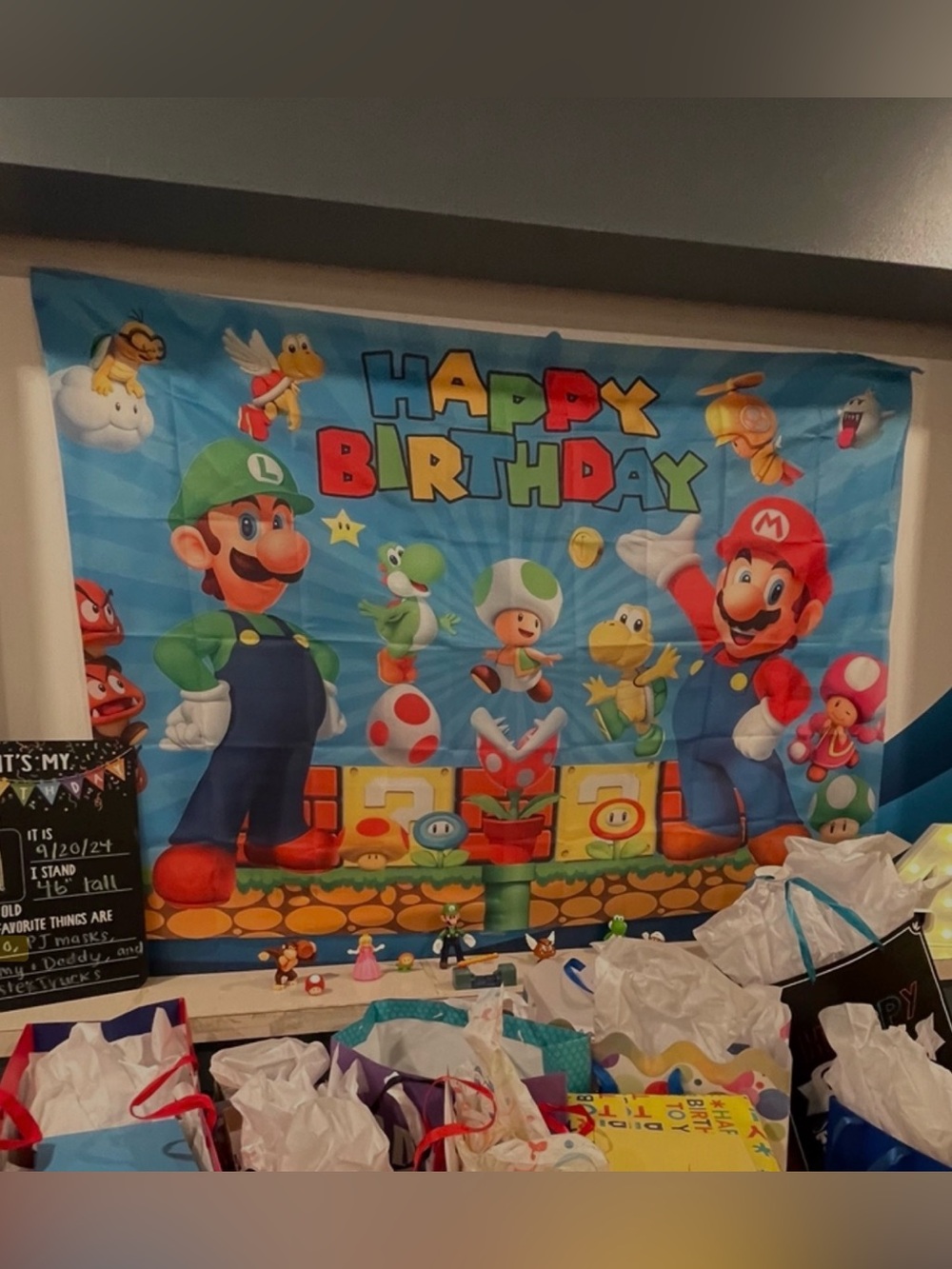 Mario birthday banner 🥳